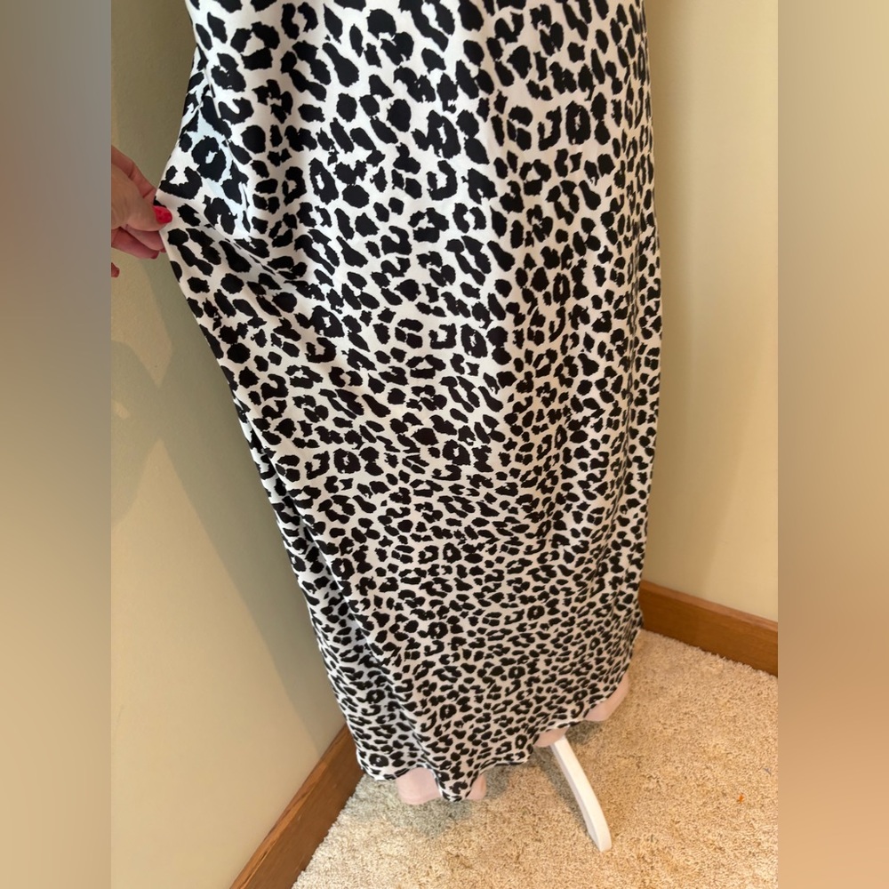 Silky Leopard Print Dress 🐆 Nightgown Chemise Strappy Black & White XL - Picture 4 of 8